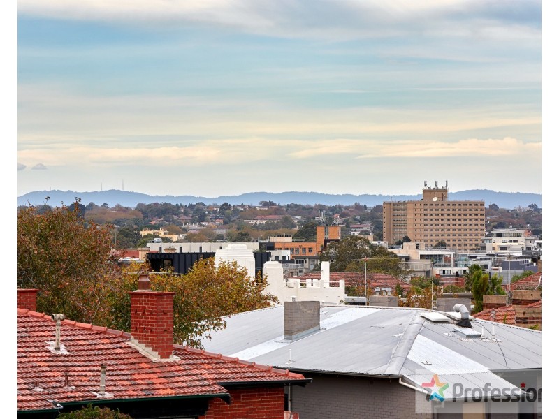 51/3 Alfred Square, St Kilda VIC 3182