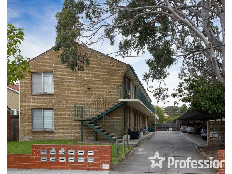 9/11 Toward Street, Murrumbeena VIC 3163