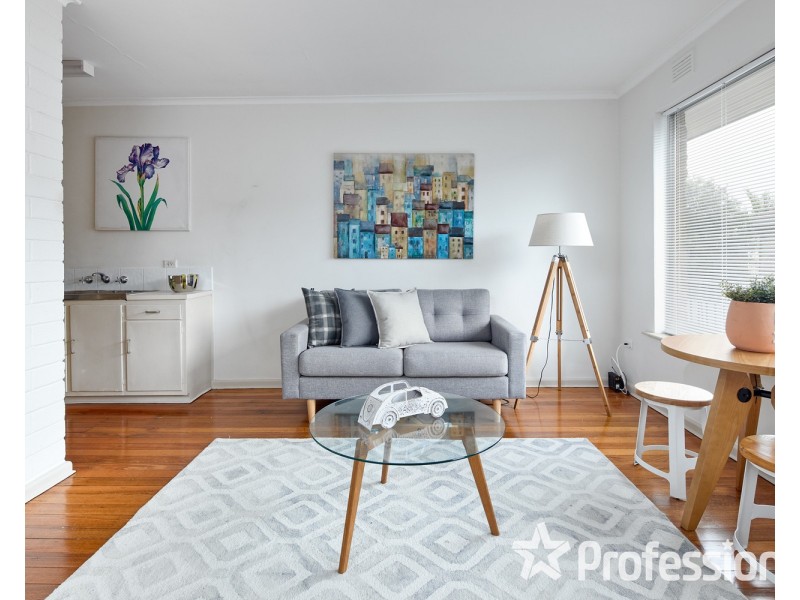 9/11 Toward Street, Murrumbeena VIC 3163