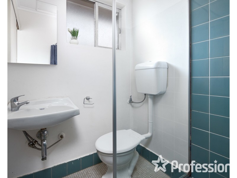 9/11 Toward Street, Murrumbeena VIC 3163