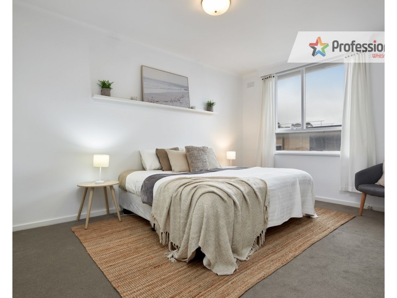 15/11 Herbert Street, St Kilda VIC 3182