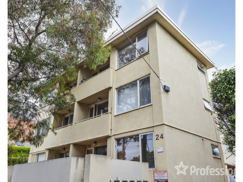 3/24 Alma Road, St Kilda VIC 3182