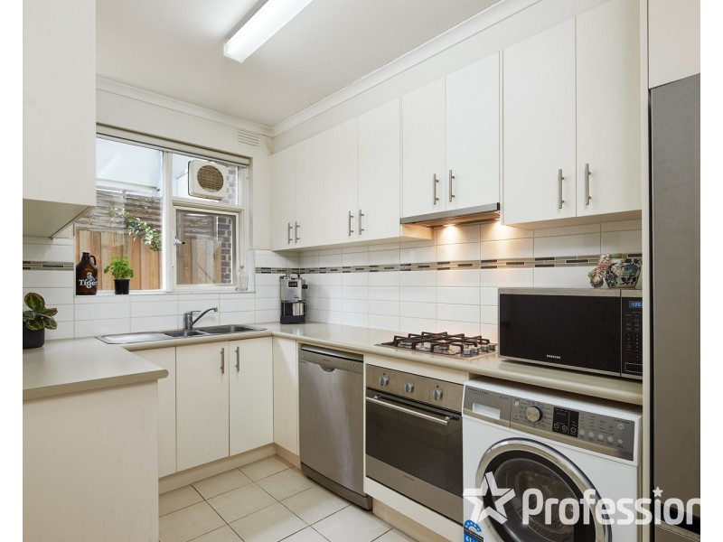 4/16 Daley Street, Elwood VIC 3184