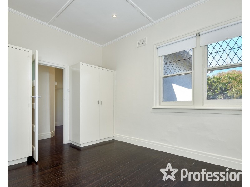 2/2 Inverleith Court, St Kilda VIC 3182