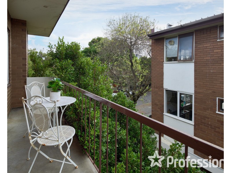 5/24 Loch Street, St Kilda West VIC 3182