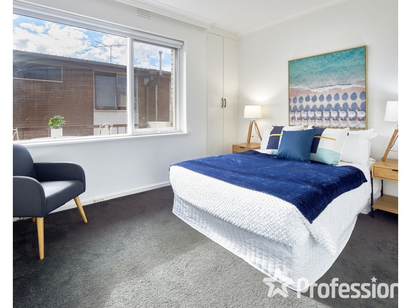 5/24 Loch Street, St Kilda West VIC 3182