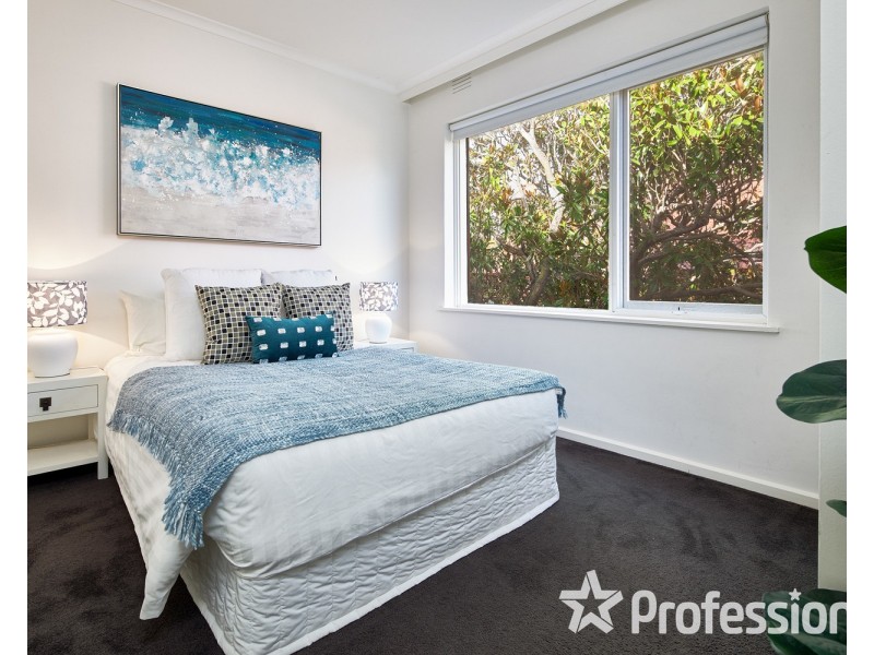 5/24 Loch Street, St Kilda West VIC 3182
