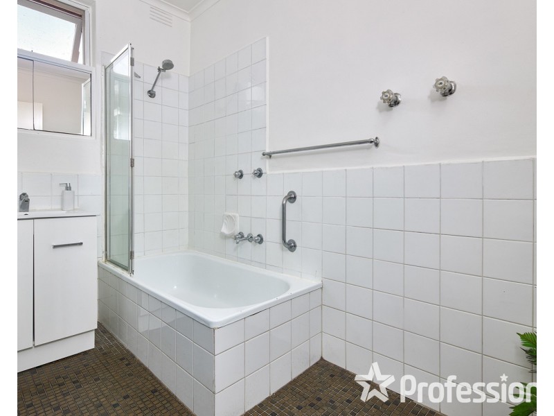 5/24 Loch Street, St Kilda West VIC 3182