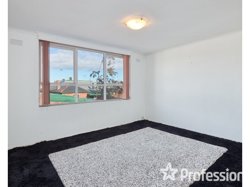 11/1 Dalgety Street, St Kilda VIC 3182