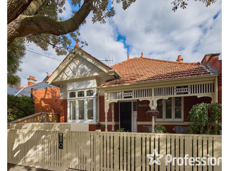 35 Longmore Street, St Kilda West VIC 3182
