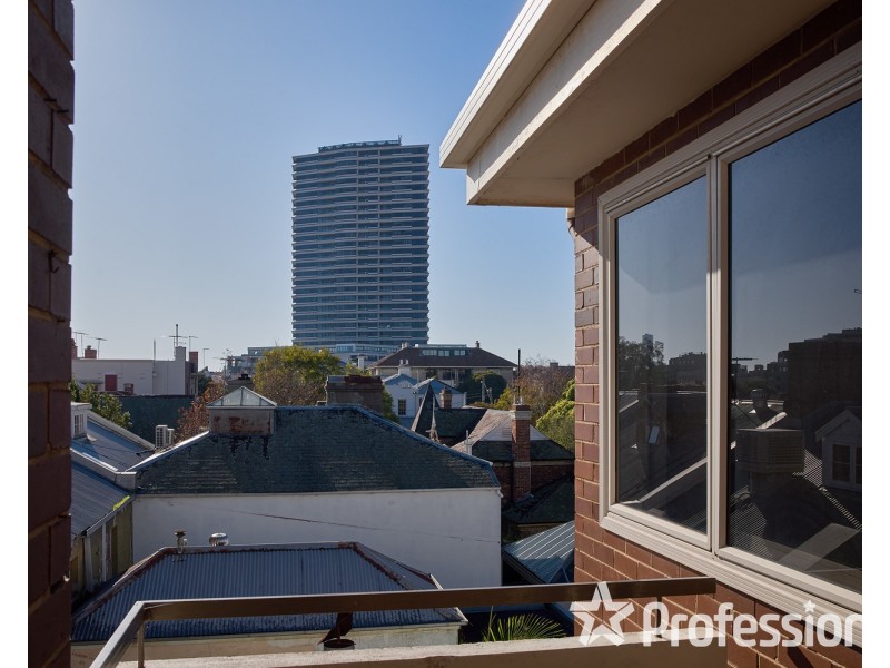 17/29 Dalgety Street, St Kilda VIC 3182