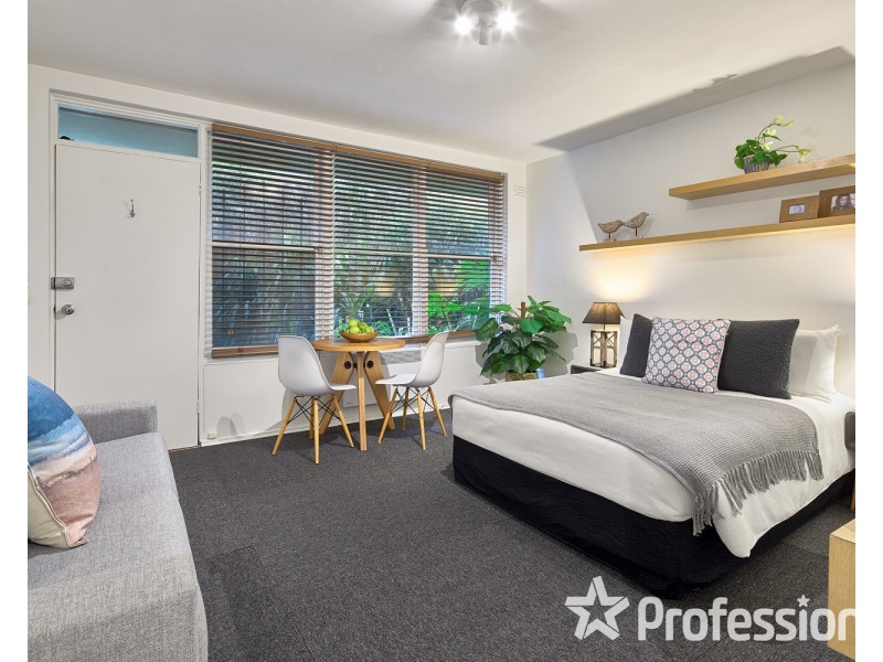 3/3 Dalgety Street, St Kilda VIC 3182
