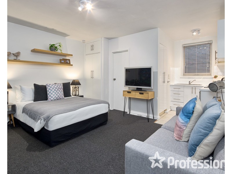 3/3 Dalgety Street, St Kilda VIC 3182