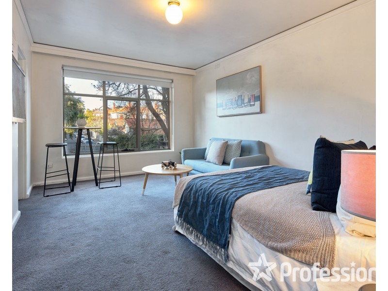 18/82 Grey Street, St Kilda VIC 3182