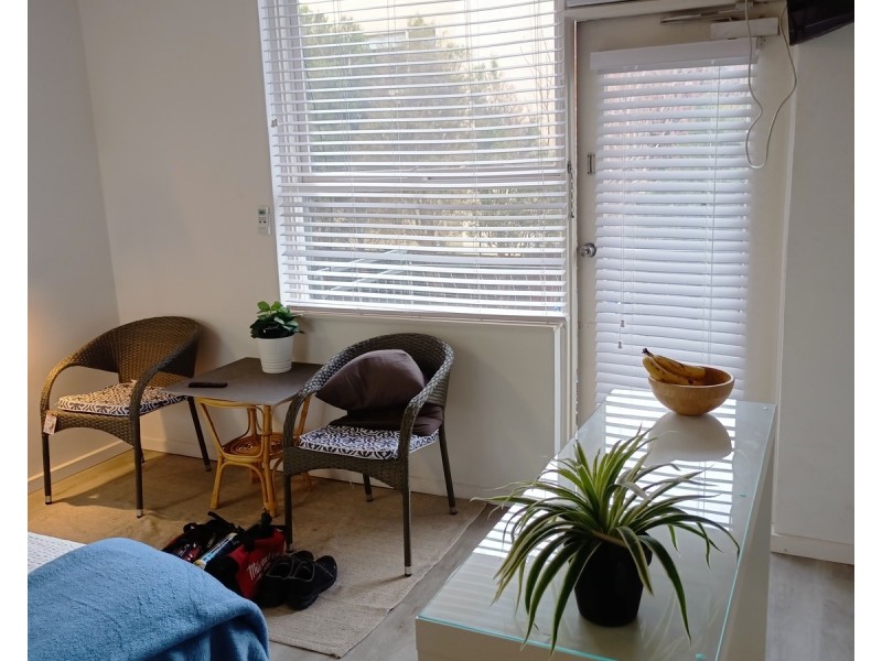 8/92 Grey Street, St Kilda VIC 3182