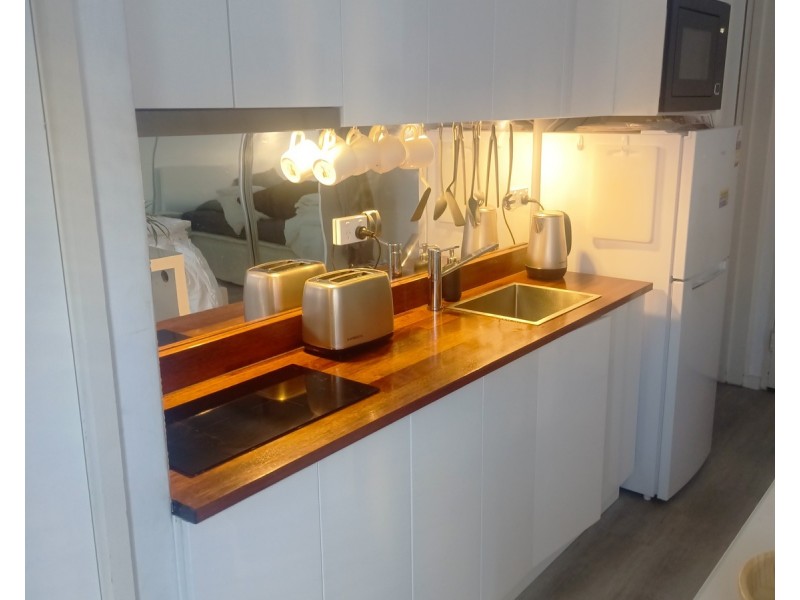 8/92 Grey Street, St Kilda VIC 3182