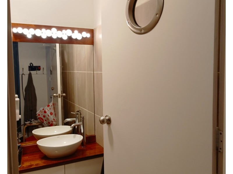 8/92 Grey Street, St Kilda VIC 3182