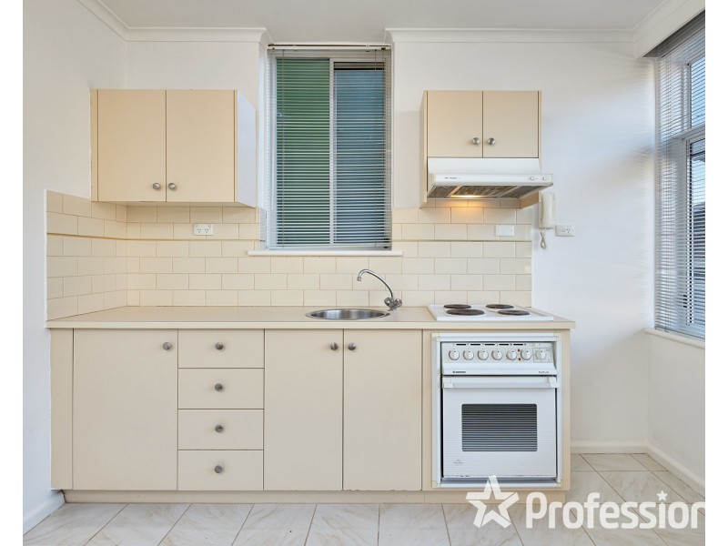 10/244 Barkly Street, St Kilda VIC 3182