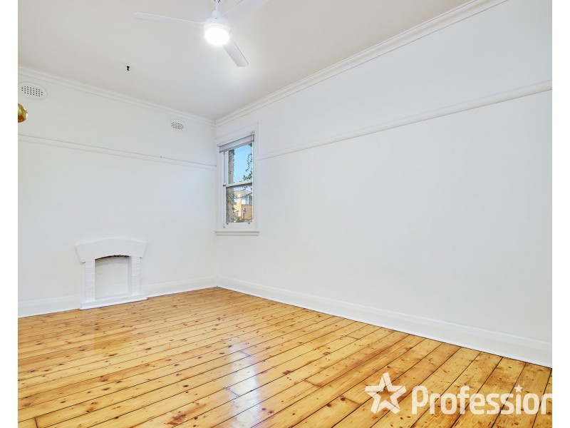 8/28 Grey Street, St Kilda VIC 3182