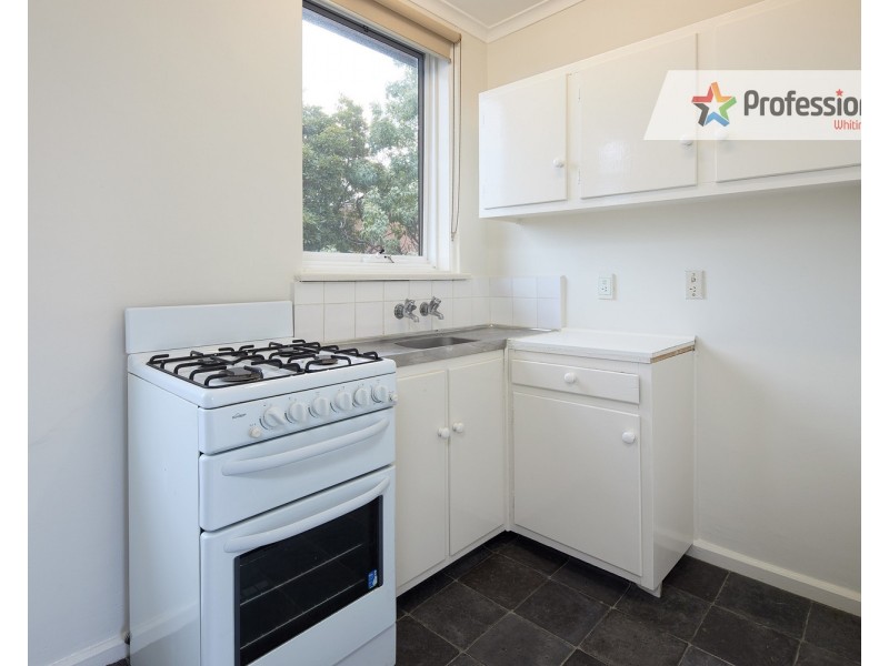 11/23 Robe Street, St Kilda VIC 3182