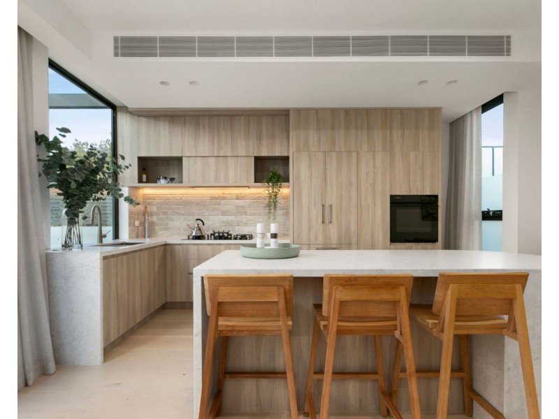 24 Dante Lane, Elwood VIC 3184