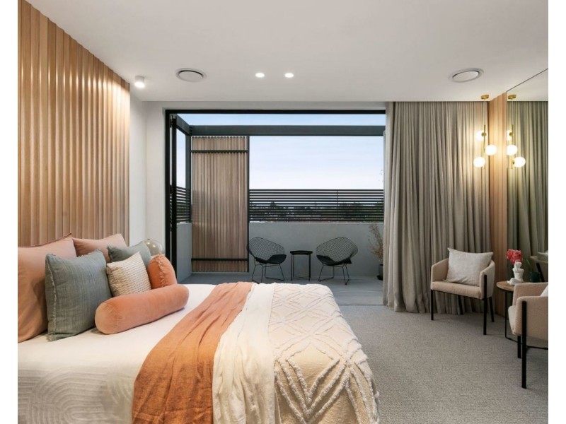 24 Dante Lane, Elwood VIC 3184