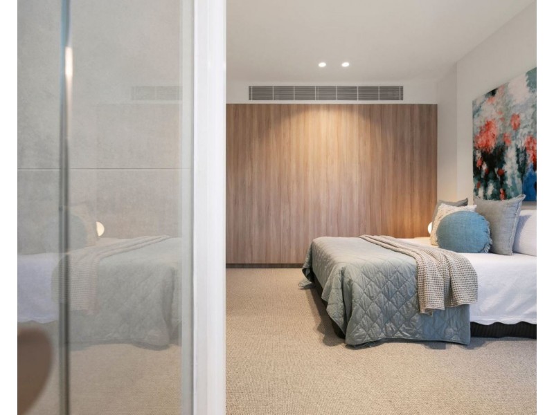 24 Dante Lane, Elwood VIC 3184