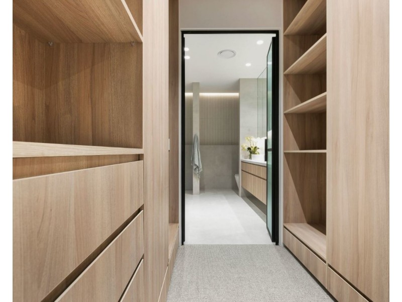 24 Dante Lane, Elwood VIC 3184