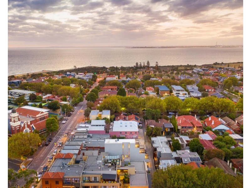 24 Dante Lane, Elwood VIC 3184