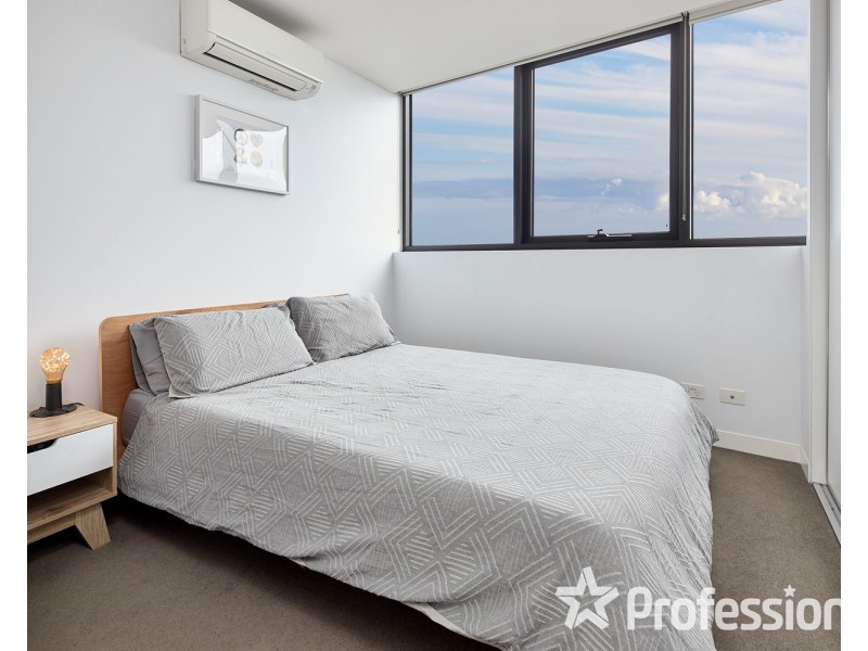 2211/3-5 St Kilda Road, St Kilda VIC 3182