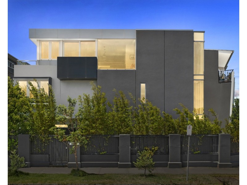 1/87 Marine Parade, Elwood VIC 3184