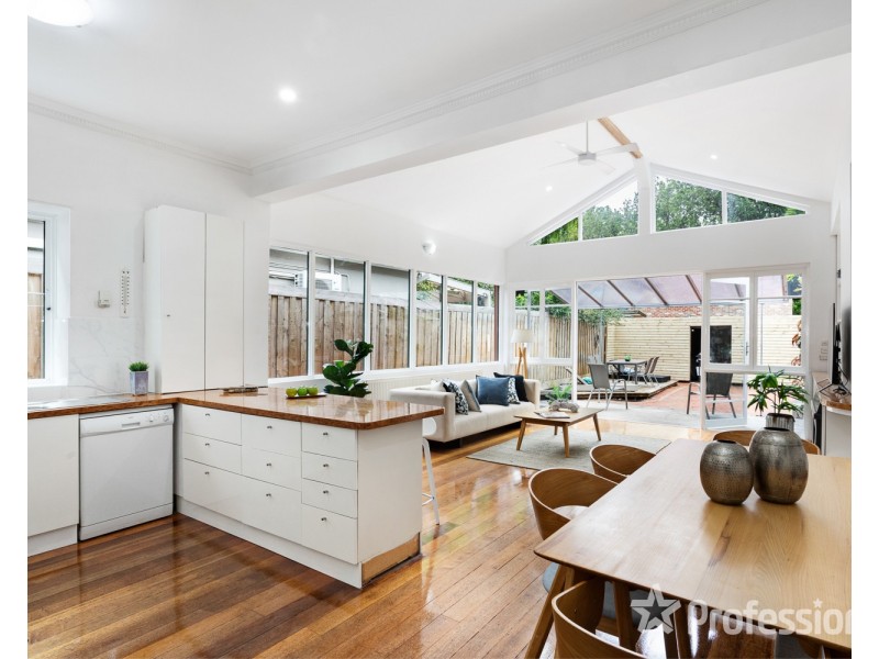 109 Mitford Street, Elwood VIC 3184