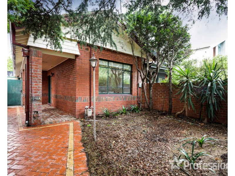 109 Mitford Street, Elwood VIC 3184