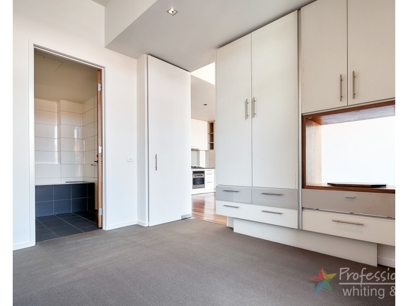2/12 Pakington Street, St Kilda East VIC 3183