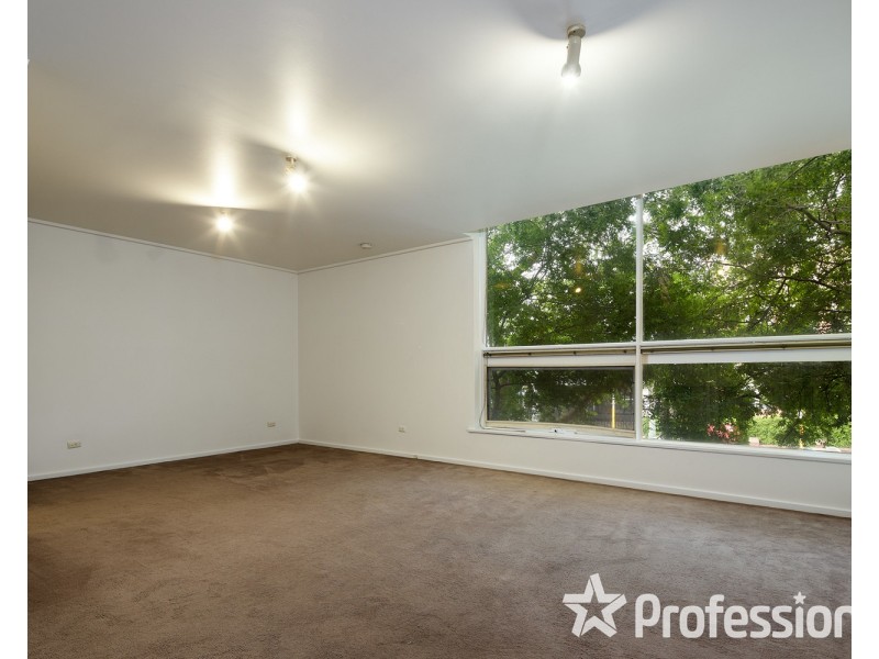 2/92 Grey Street, St Kilda VIC 3182