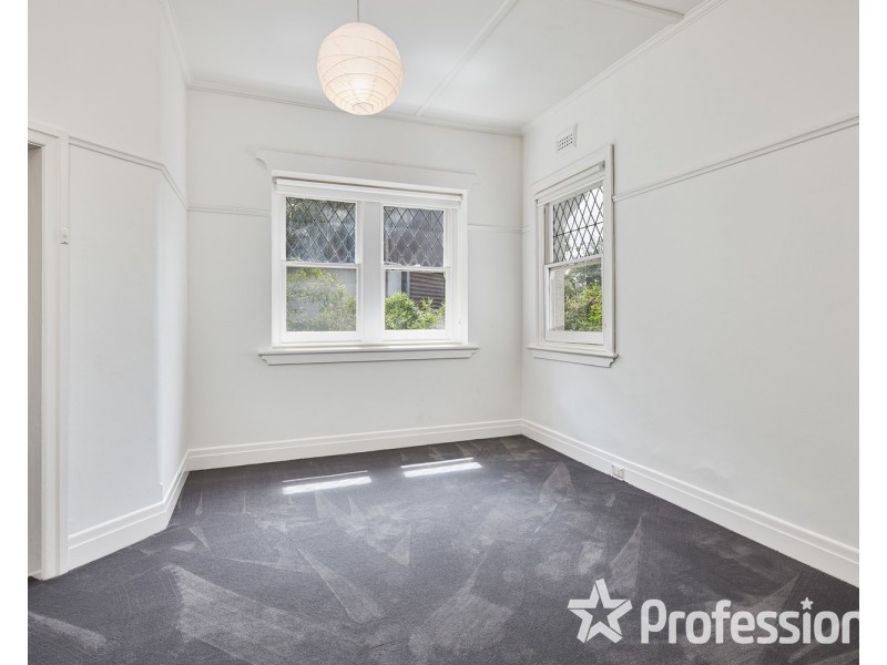 4/2 Inverleith Court, St Kilda VIC 3182