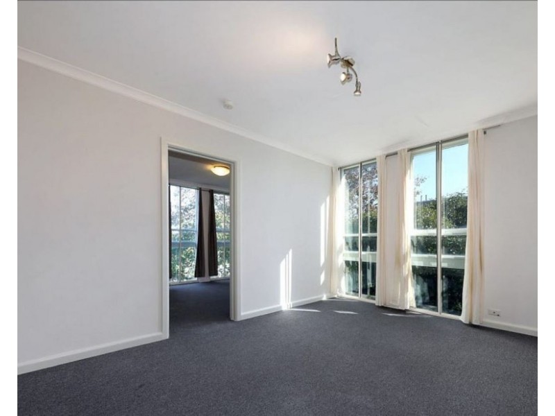 11/37 Nepean Highway, Elsternwick VIC 3185
