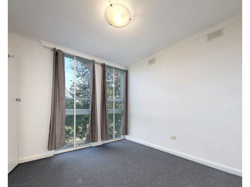 11/37 Nepean Highway, Elsternwick VIC 3185