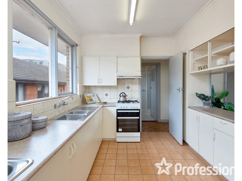 14/170 Barkly Street, St Kilda VIC 3182