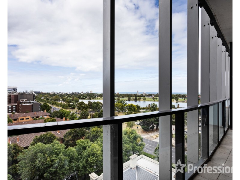 915/55 Queens Road, Melbourne VIC 3004