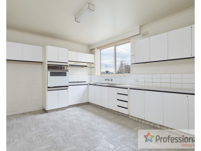 28/1-2 The Esplanade, St Kilda VIC 3182