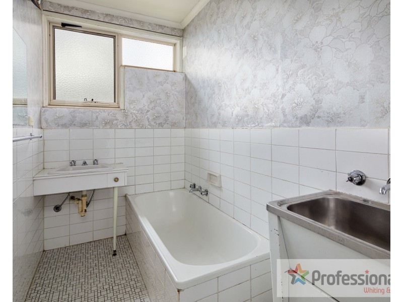28/1-2 The Esplanade, St Kilda VIC 3182