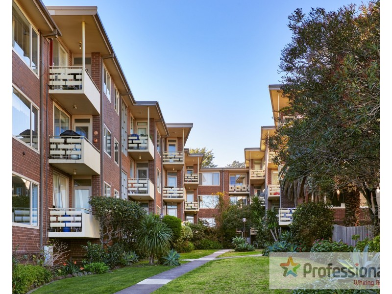 28/1-2 The Esplanade, St Kilda VIC 3182