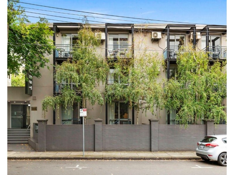 2a/1 Eildon Road, St Kilda VIC 3182