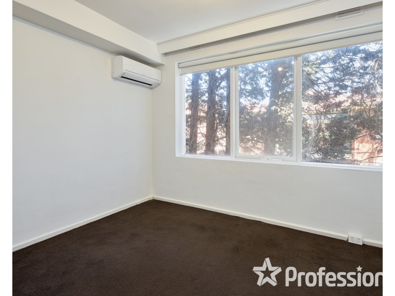 8/31 Smith Street, St Kilda VIC 3182