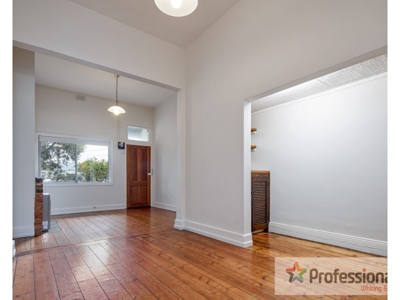 212 Esplanade East, Port Melbourne VIC 3207