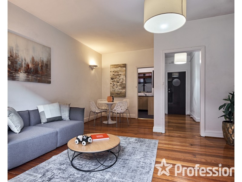 2/37 Grey Street, St Kilda VIC 3182