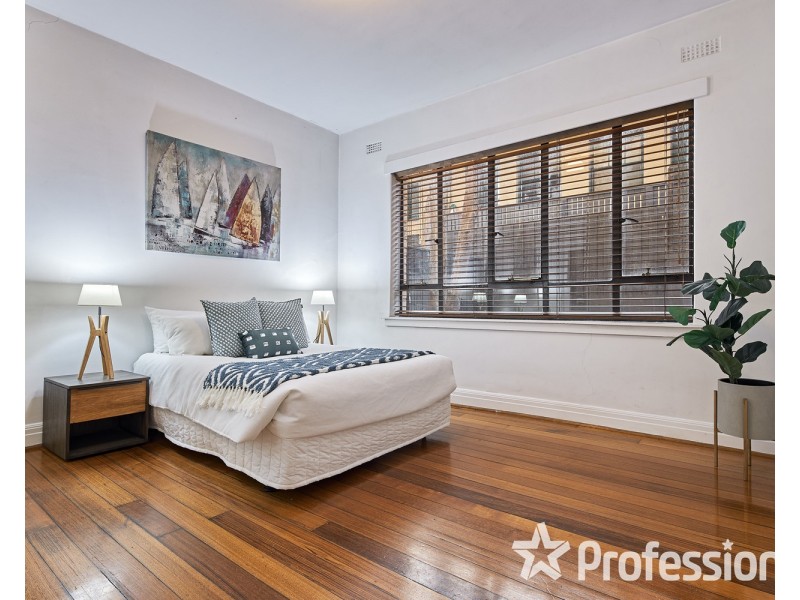 2/37 Grey Street, St Kilda VIC 3182