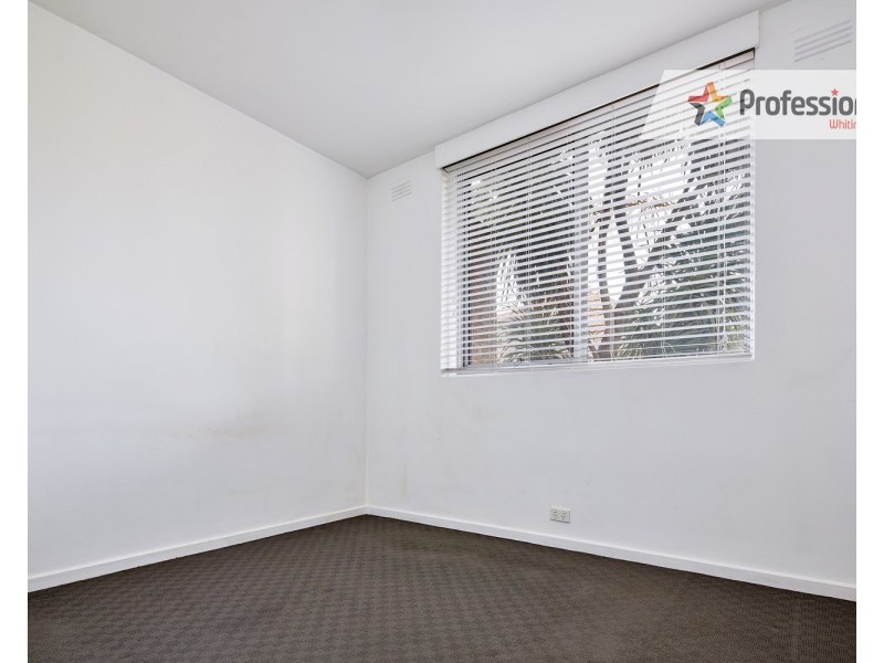 1/13 Coleridge Street, Elwood VIC 3184