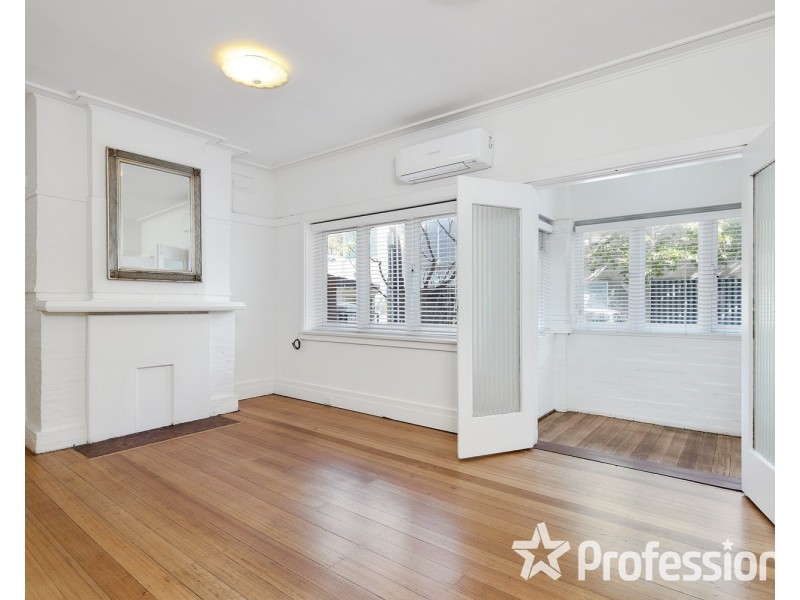 1/5 Jackson Street, St Kilda VIC 3182